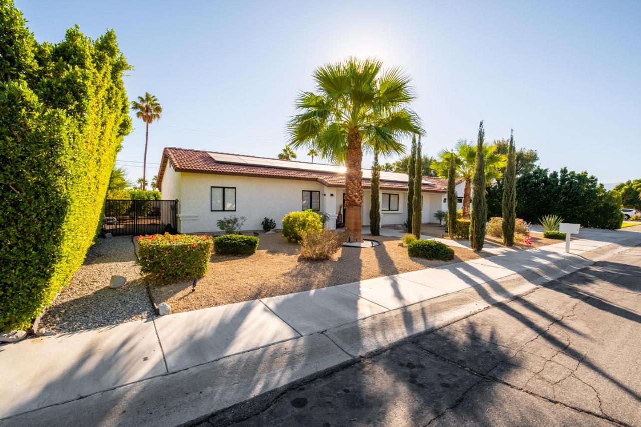 Beautiful Palm Springs Home Large Private Yard Exteriér fotografie